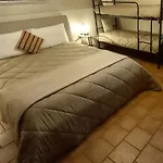 Laura 4*