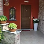 Laura 4*