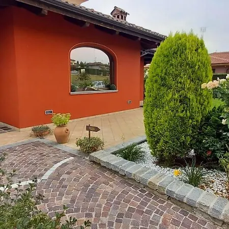 Bed & Breakfast Laura Rooms&pool