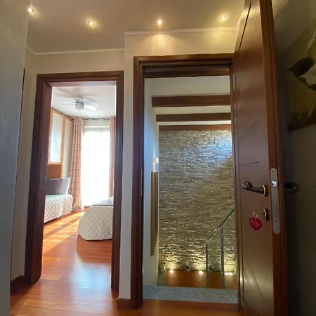 Bed & Breakfast Laura Rooms&pool