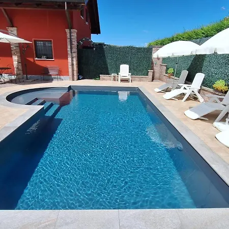 Bed & Breakfast Laura Rooms&pool Fossano