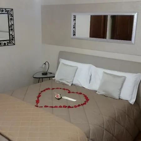 Bed & Breakfast Laura 2*